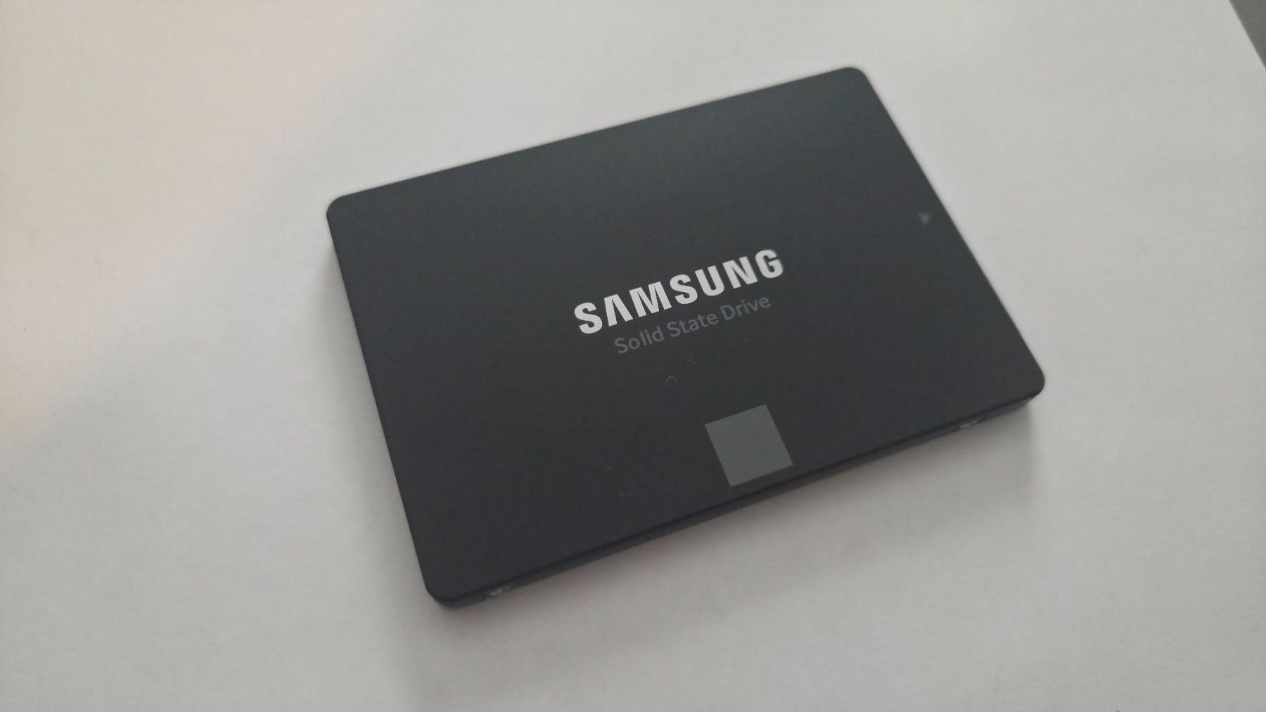 Samsung Dischi rigidi: Samsung 1TB 860 Evo SSD Sata – Usato da Neuchâtel venduto da A.S.J