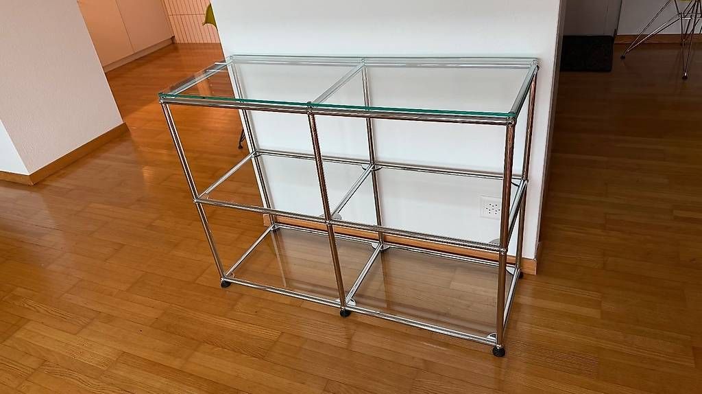 Scaffali: USM Haller Glasregal mit Glasauflage – Usato da Zug venduto da tho_b78v