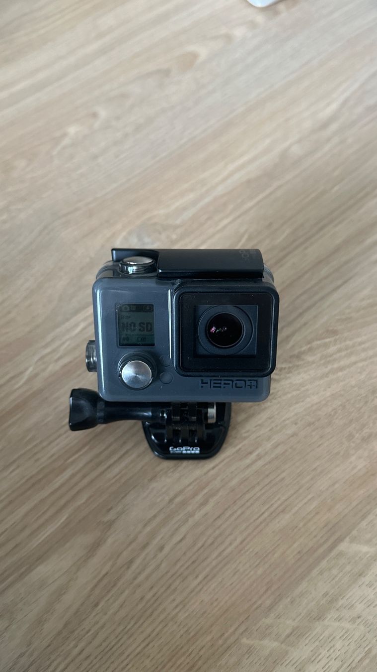 Gopro Action Cam: Caméra GoPro HERO+ Boîtier étanche Bon état – Usato da Le Landeron venduto da mau_qtv5