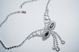 Vintage Collier Strass schwarz weiss Statement Tropfen 25 cm