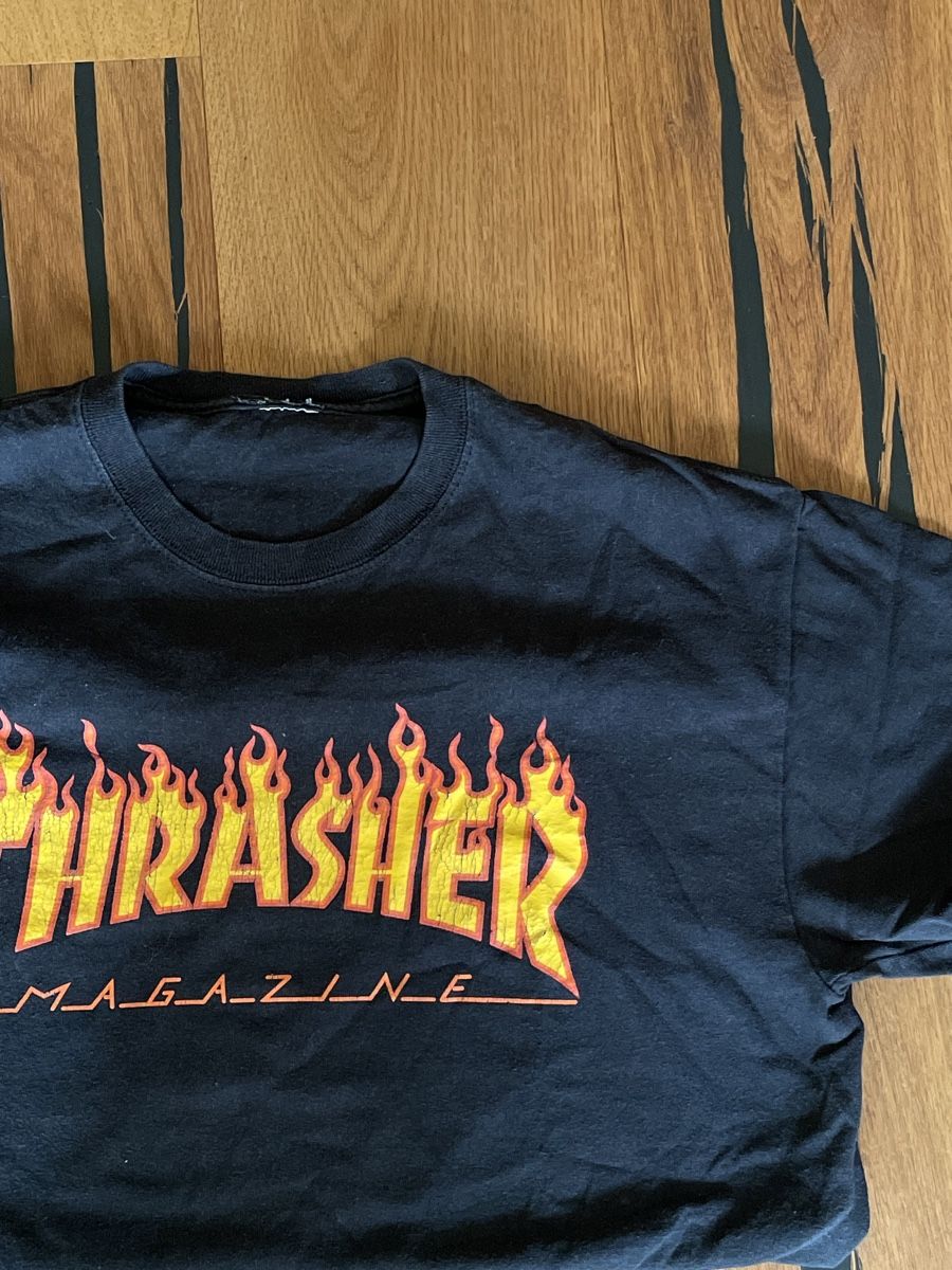 T-shirt: THRASHER FLAME T-SHIRT – Usato da Weinfelden venduto da aline.brc