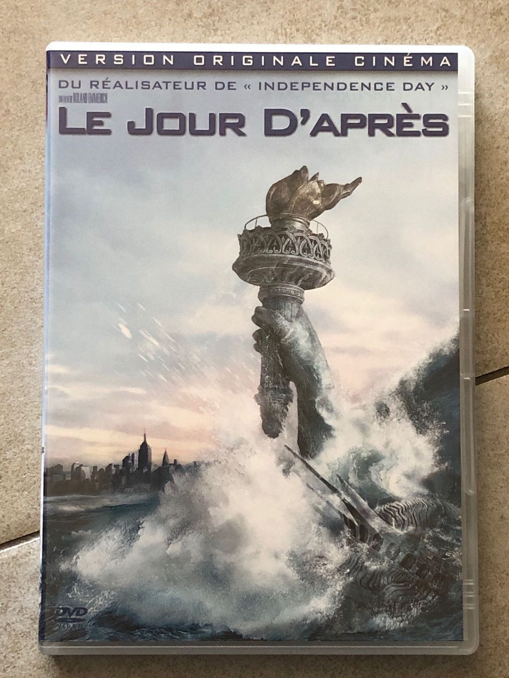 Tutti i DVDs: Le jour d'après – Usato da La Magne venduto da materielavendre