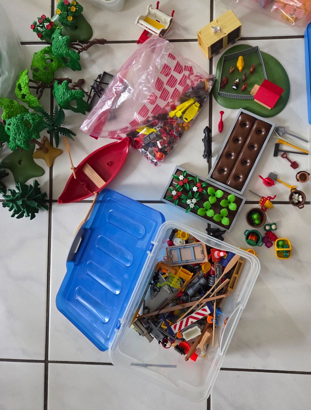 Playmobil Giocattoli: Playmobil Festung plus  diverses – Usato da Frauenfeld venduto da wald1968 2