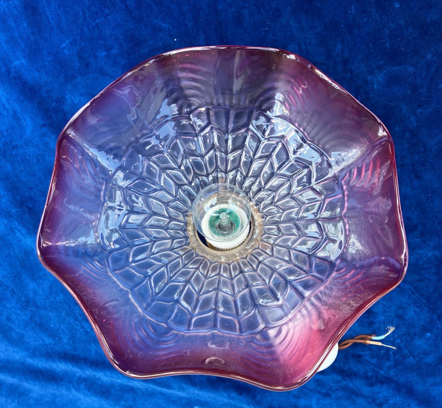 Kronleuchter & Deckenlampen: Antik Jugendstil Deckenlampe mit Opalin Glasschirm – Gebraucht aus Zürich von otomado 2