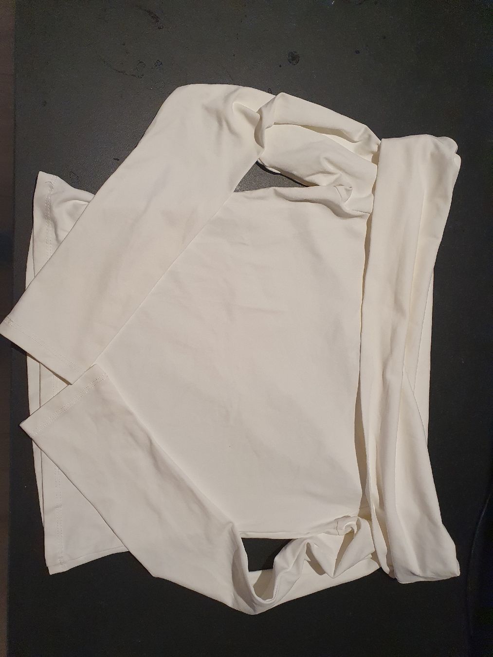 Top: Haut crème élégant, taille 38 - Style intemporel! – Nuovo (secondo la descrizione) da Neuchâtel venduto da viv_zf9x 3