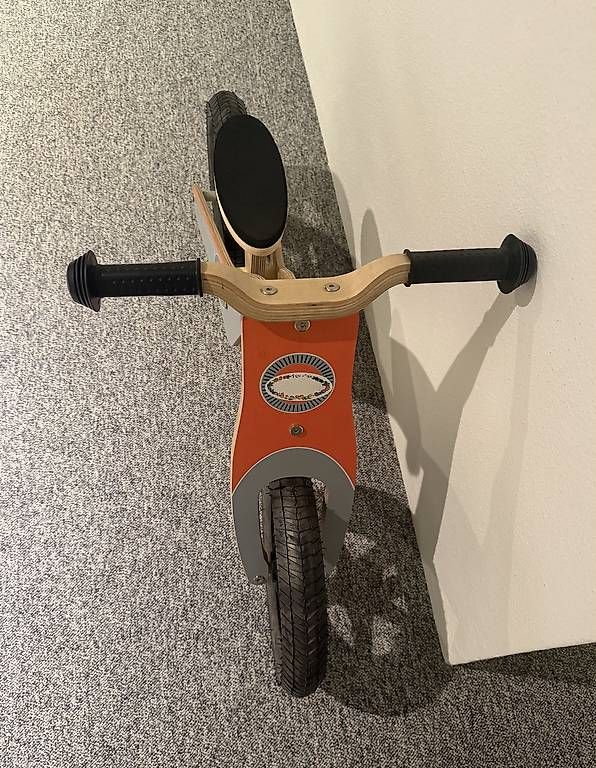 Velos: Petit vélo en bois neuf – Gebraucht aus Genève von flocon06 3