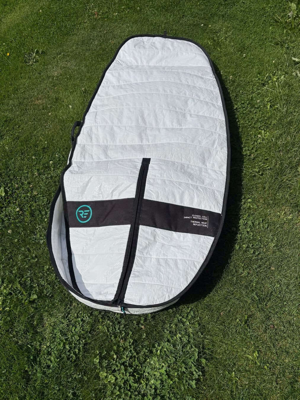 Tavole da surf e di nuoto: Slingshot Wing Craft V2 90L + Ridengine Board Bag – Usato da Trogen venduto da Pele1968 3