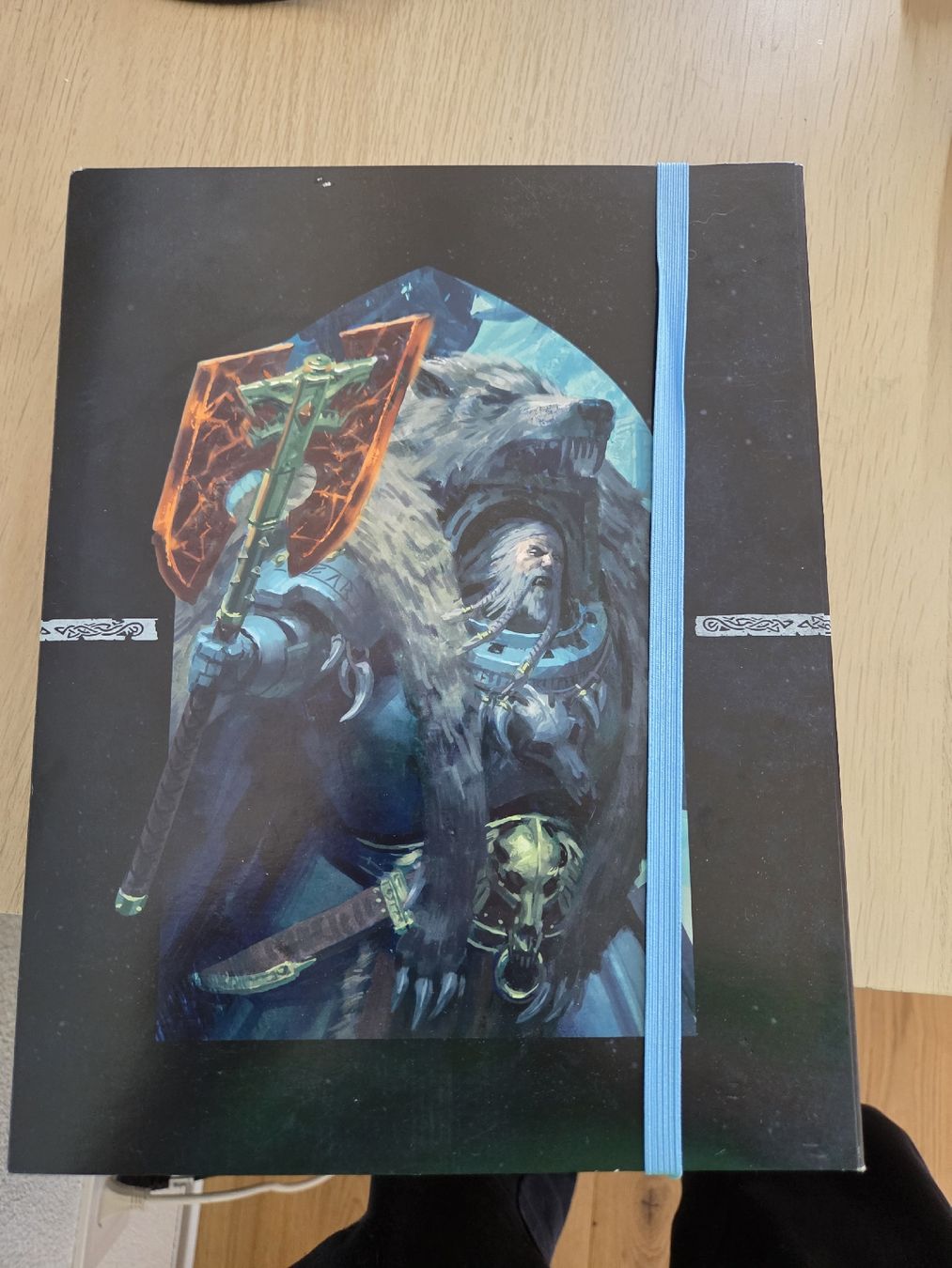 Giochi: Codex space wolves et cartes (anglais) – Nuovo (secondo la descrizione) da Gempenach venduto da fil_7bgj