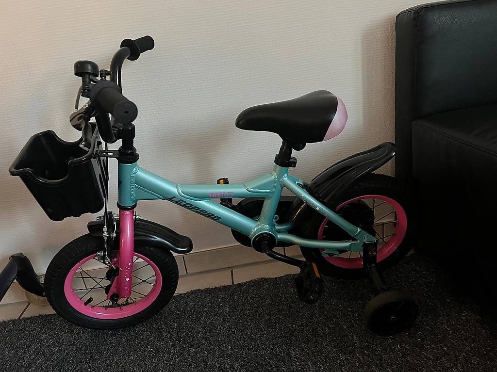 Véhicules pour enfants: Kinderrad mit stützrädli – D'occasion à Widnau par Christoph3336 2