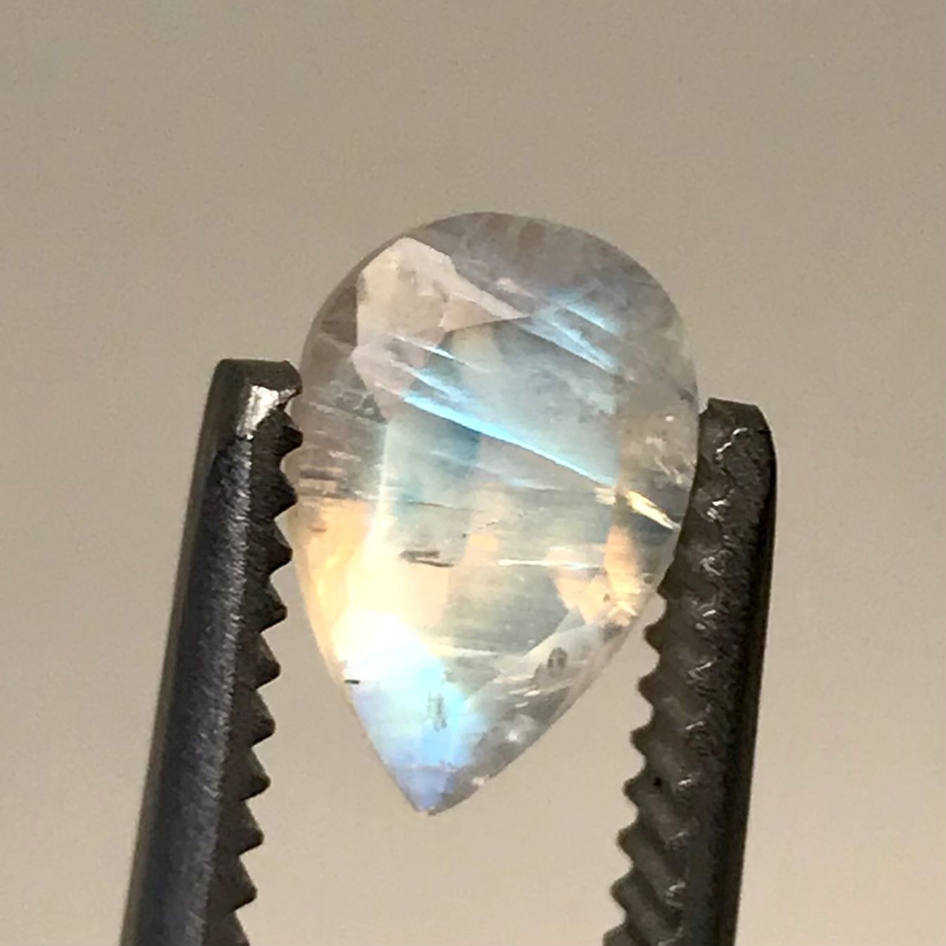 Pietre preziose: Regenbogen Mondstein, 1.2 Karat, weisser Labradorit – Nuovo (secondo la descrizione) da Biel venduto da djvalbnc 3