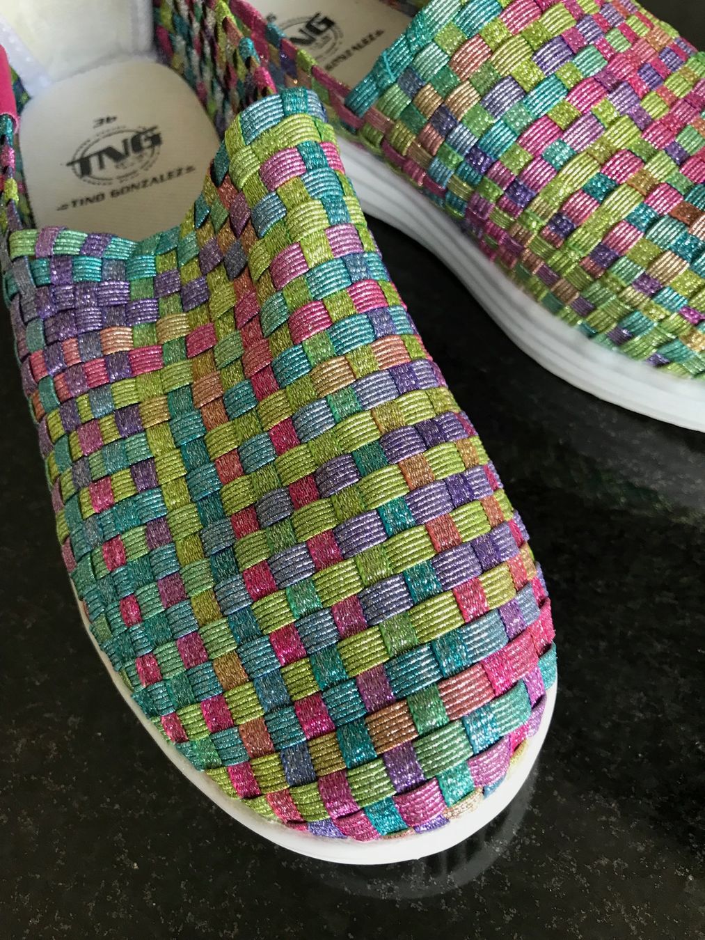 Scarpe da donna: Bunte Sommer-Flechtschuhe Grösse 36 – Usato da Rafz venduto da findelmundo68 1