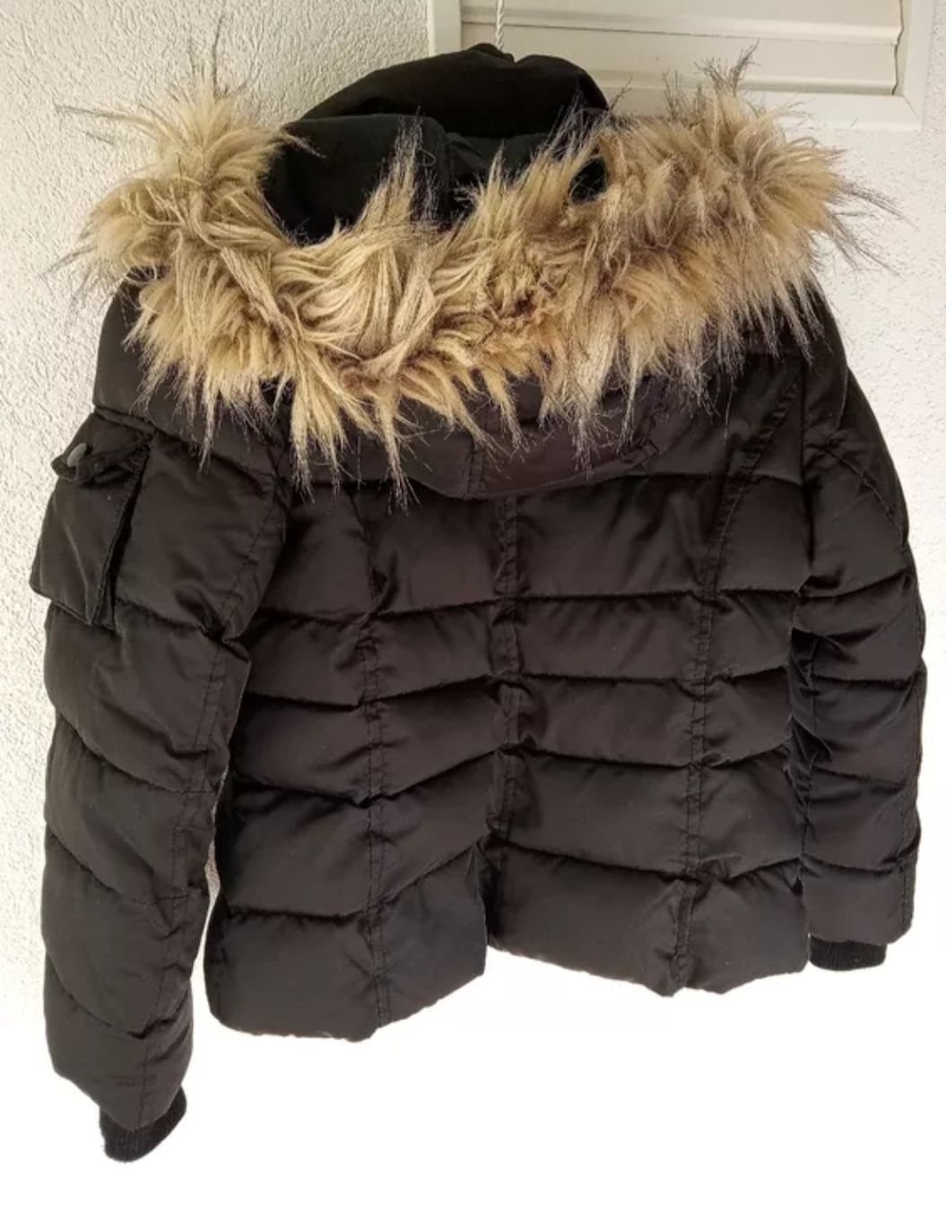 H&M Jacken & Mäntel: Winterjacke Mädchen Gr 134 – Gebraucht aus Binz von julijuli 2