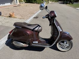 Vespa Piaggio GTS 250
