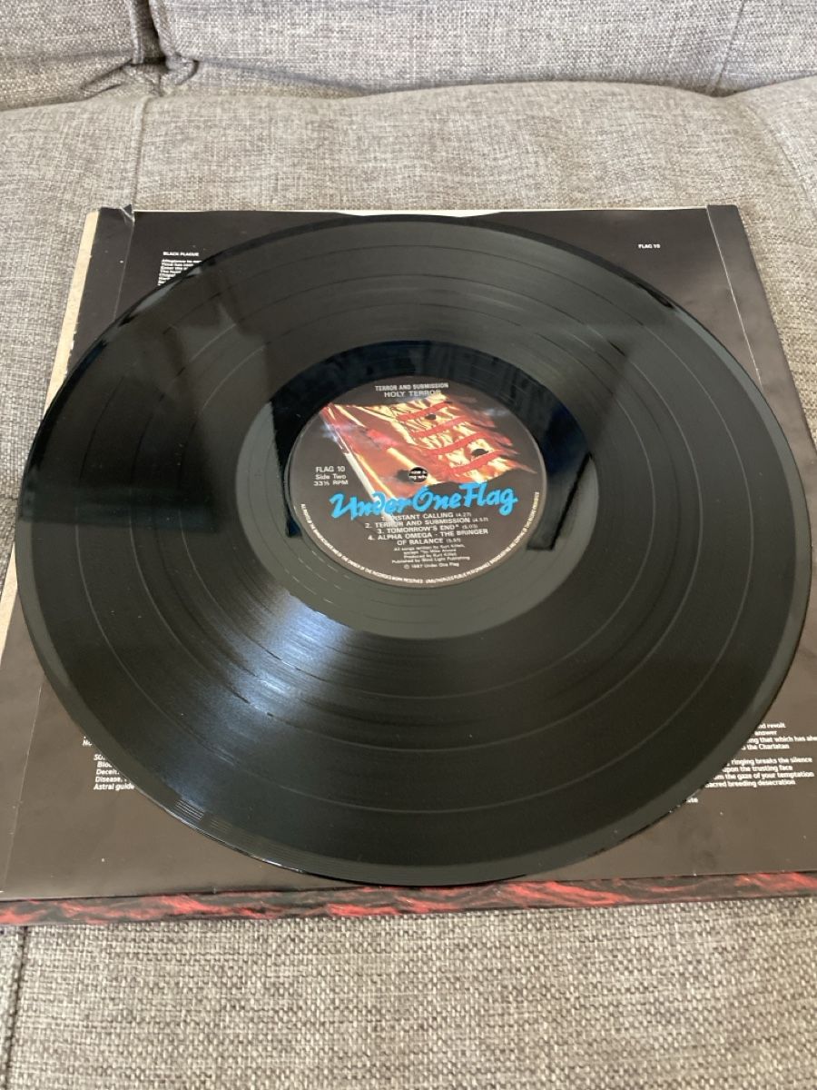Dischi in vinile: Holy Terror - Terror and Submission LP – Usato da Zürich venduto da alt-eisen 5