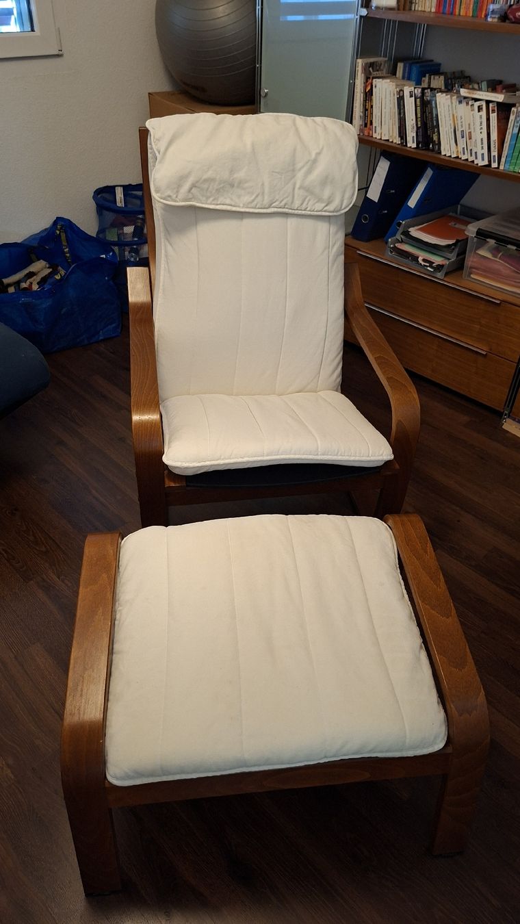 Ikea Poltrone: Fauteuil avec repise pieds – Usato da Domdidier venduto da SophieSG 1