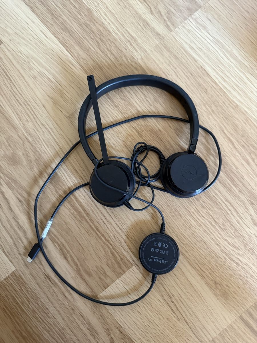 Jabra Casques audio: Jabra Evolve 20 SE Headset mit Mikrofon neuwertig – Neuf (Voir description) à Zürich par Shoppingqueen98