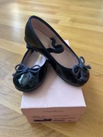 Pretty Ballerinas Navy Patent Shoes Size 26