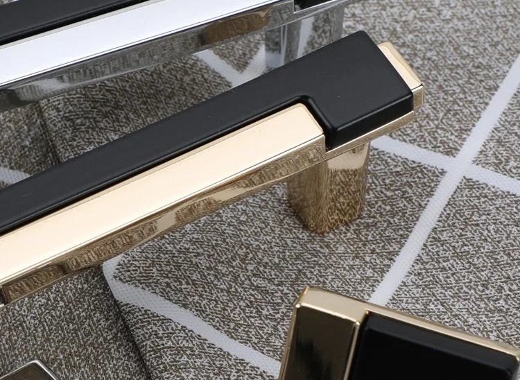 Ferramenta: 10x Möbelgriff Gold und Schwarz Knob Pulls - Poignée meuble – Nuovo e nell'imballaggio originale da Lausanne venduto da batishop 5