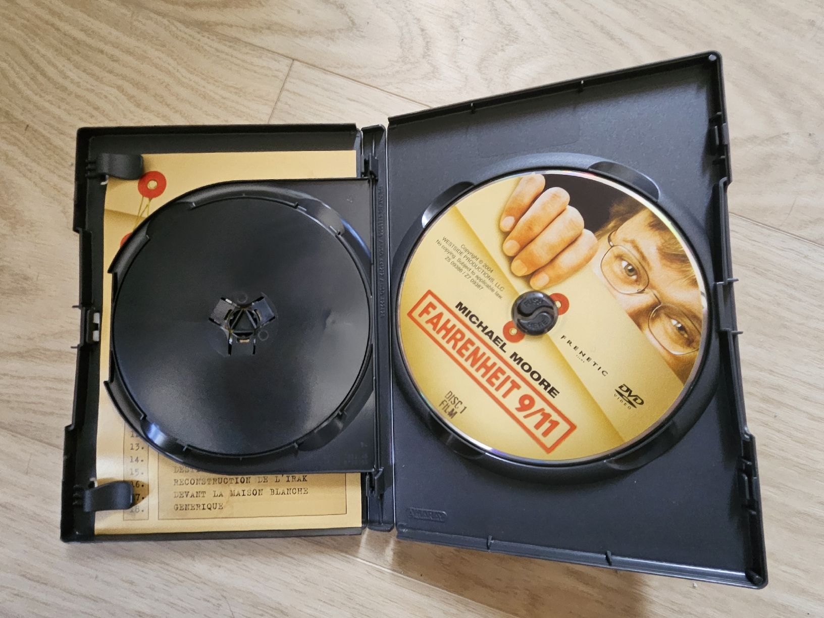 Tutti i DVDs: DVD Fahrenheit 9/11 de Michael Moore – Usato da La Joux FR venduto da car_ck96 2