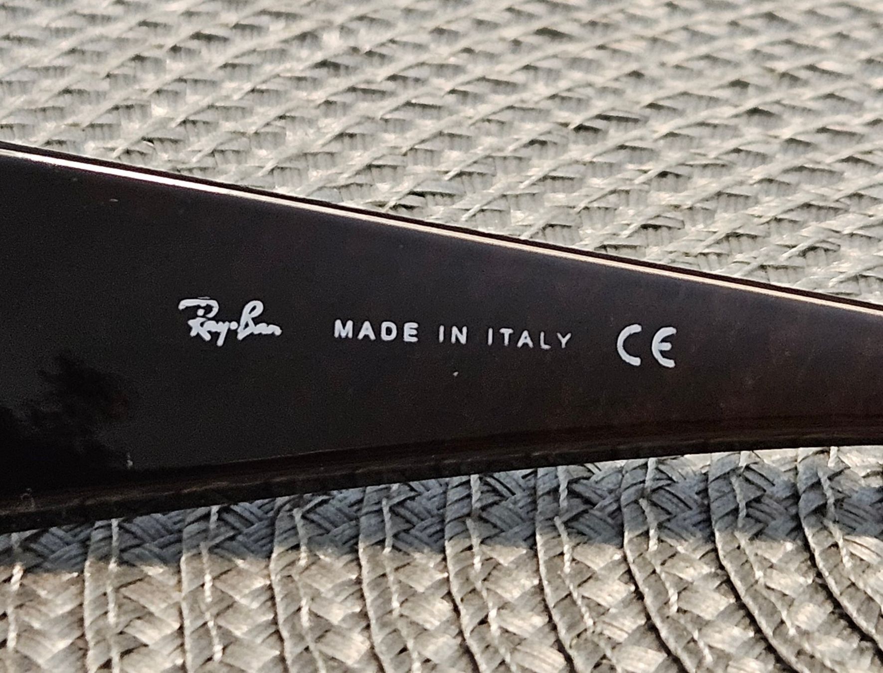 Ray-Ban Brillen & Gläser: Sunglasses Ray-Ban RB 4104 – Gebraucht aus Biel/Bienne von 8r3ucHt 5