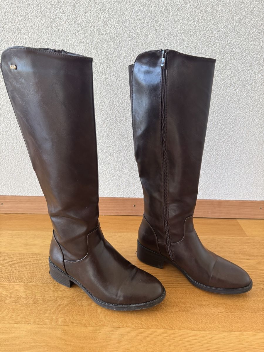 Scarpe da donna: Bottes marron, taille 40, parfait état! – Nuovo (secondo la descrizione) da Martigny venduto da ber_tdz7 2