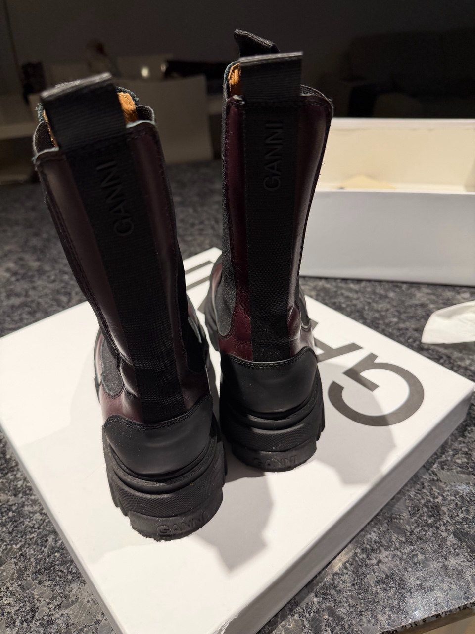 Ganni Scarpe da donna: Ganni Stiefel Gr. 37 – Usato da Zug venduto da Coca99 1