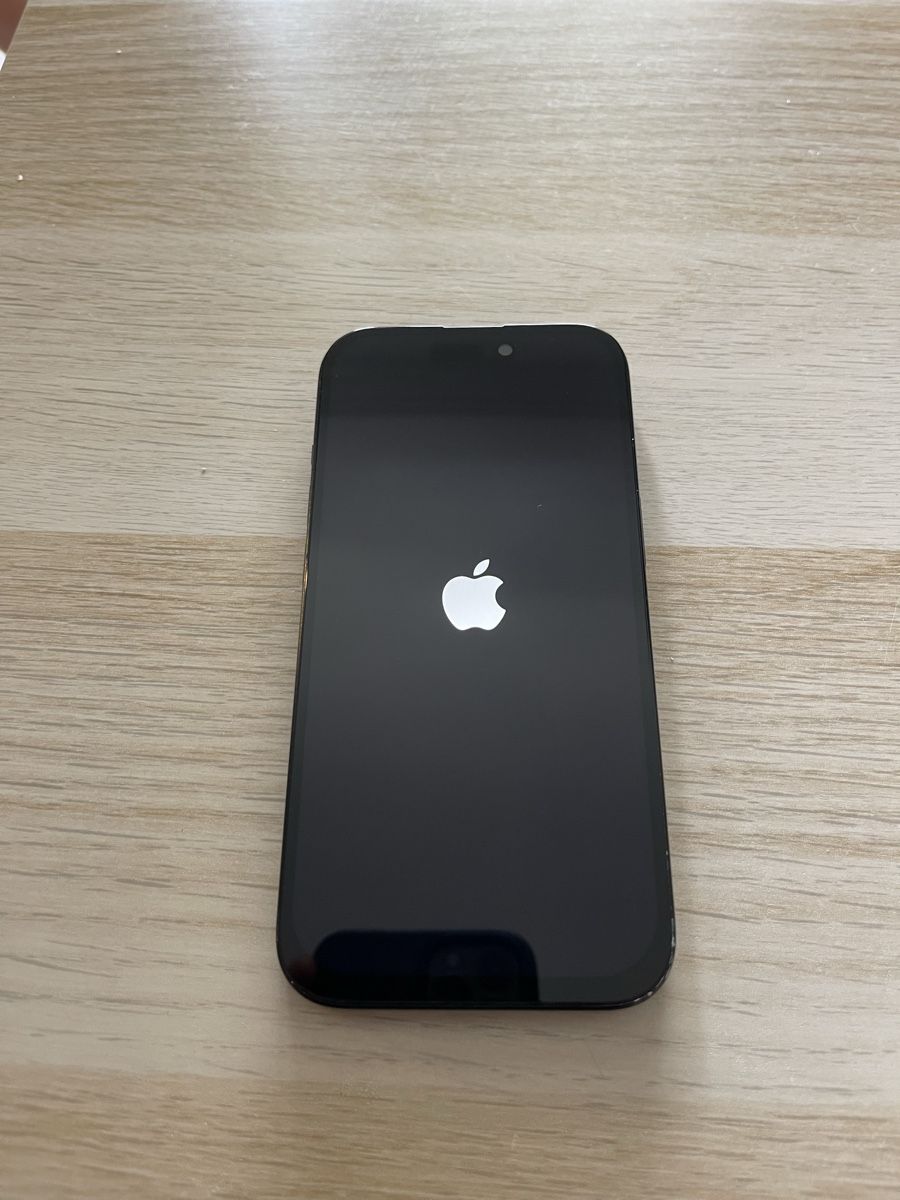 Apple Telefoni cellulari / Smartphones: IPhone 15 256gb Akku 88% – Usato da Biel/Bienne venduto da ham_wf9n 2
