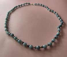 Halskette mit hellblauen Perlen Aquamarin 