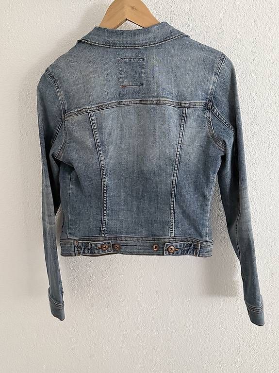Vestes: Jeans Jacke S  – D'occasion à Alpnach Dorf par rerifeme 1