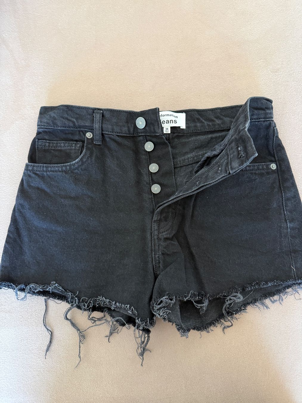 Reformation Jeans: Reformation Jean Short – Usato da Zürich venduto da jbeauxarts