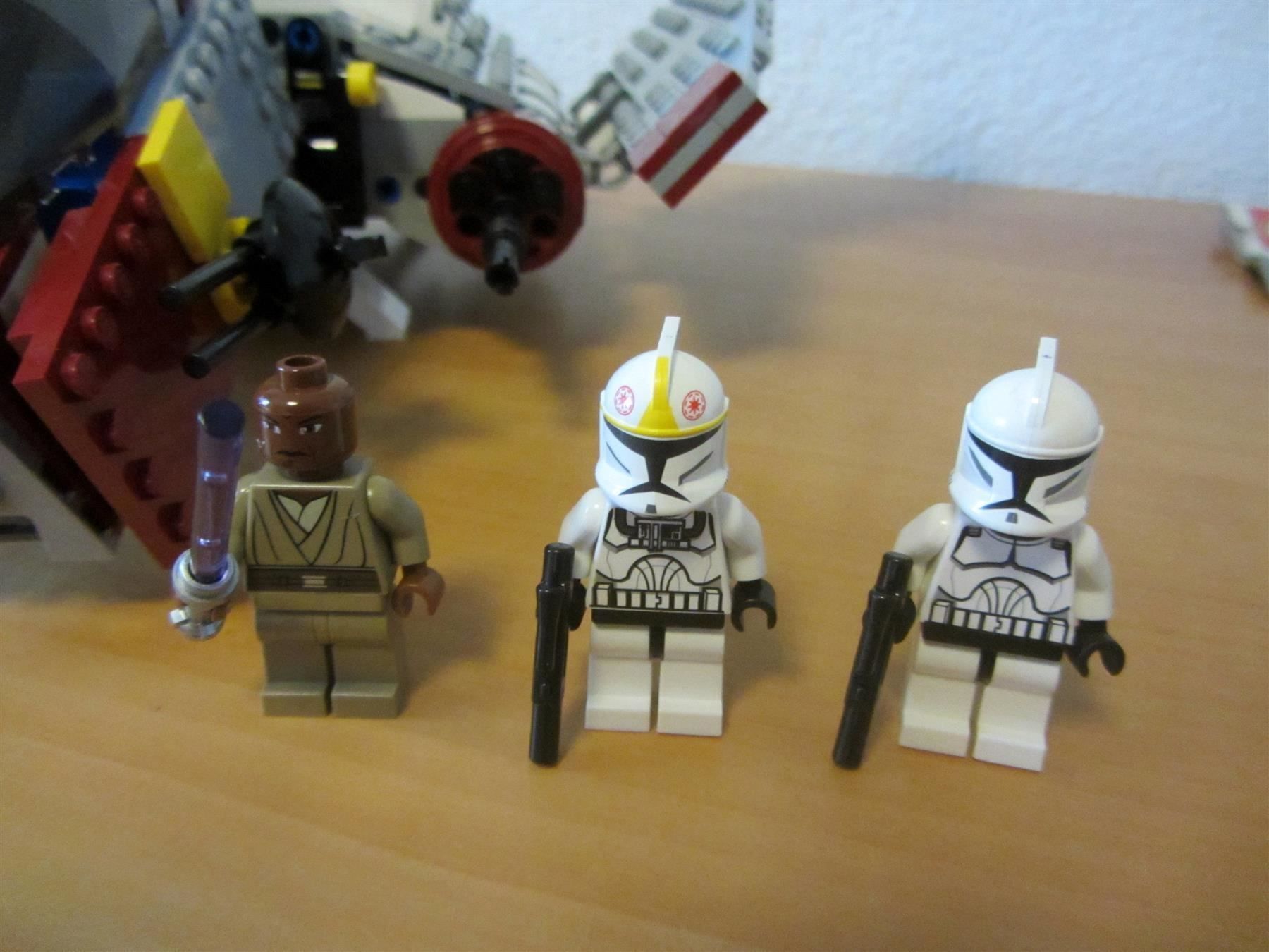 Lego Kit di costruzioni: LEGO Star Wars 8019 " Republic Attack Shuttle " – Usato da Kreuzlingen venduto da Han-Solo-68 2