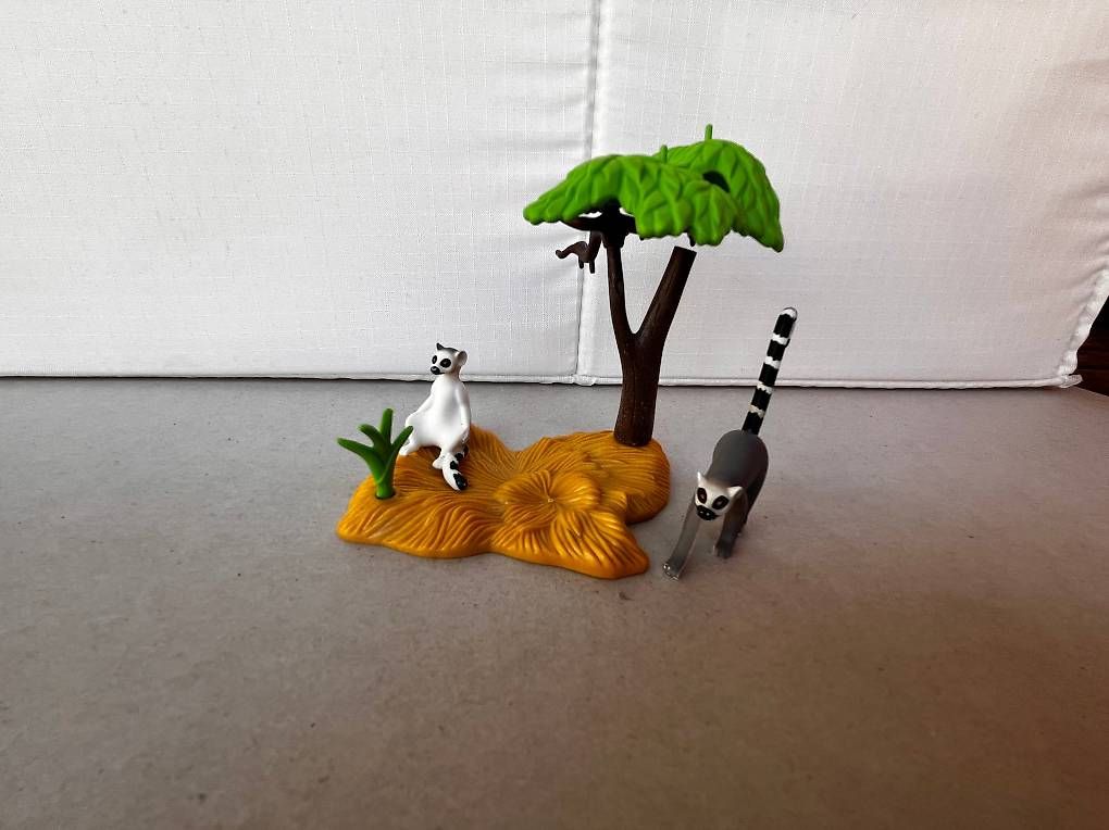 Jouets: Playmobil Kattas – D'occasion à Bern par janbaumann