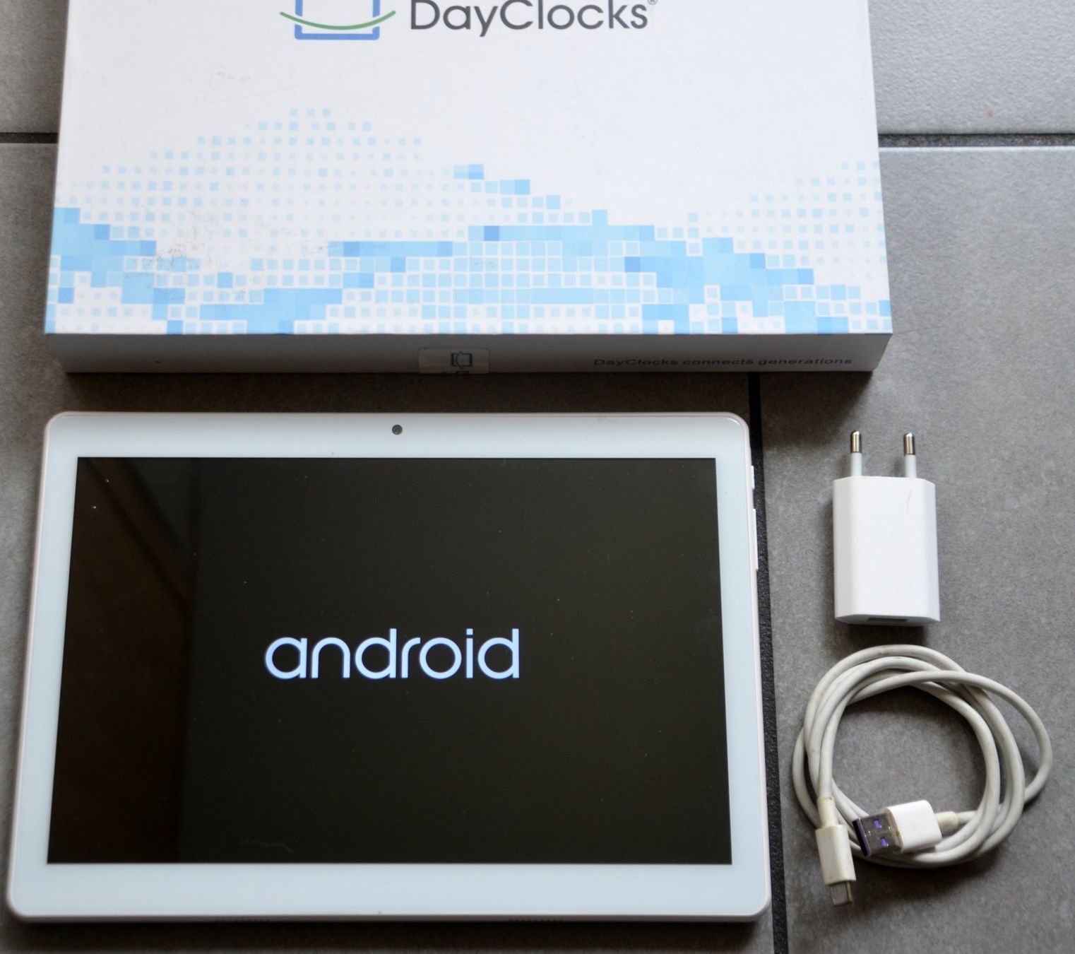 Tablettes PC: DayClocks Tablet /Senioren – D'occasion à Collonges par arashee 2