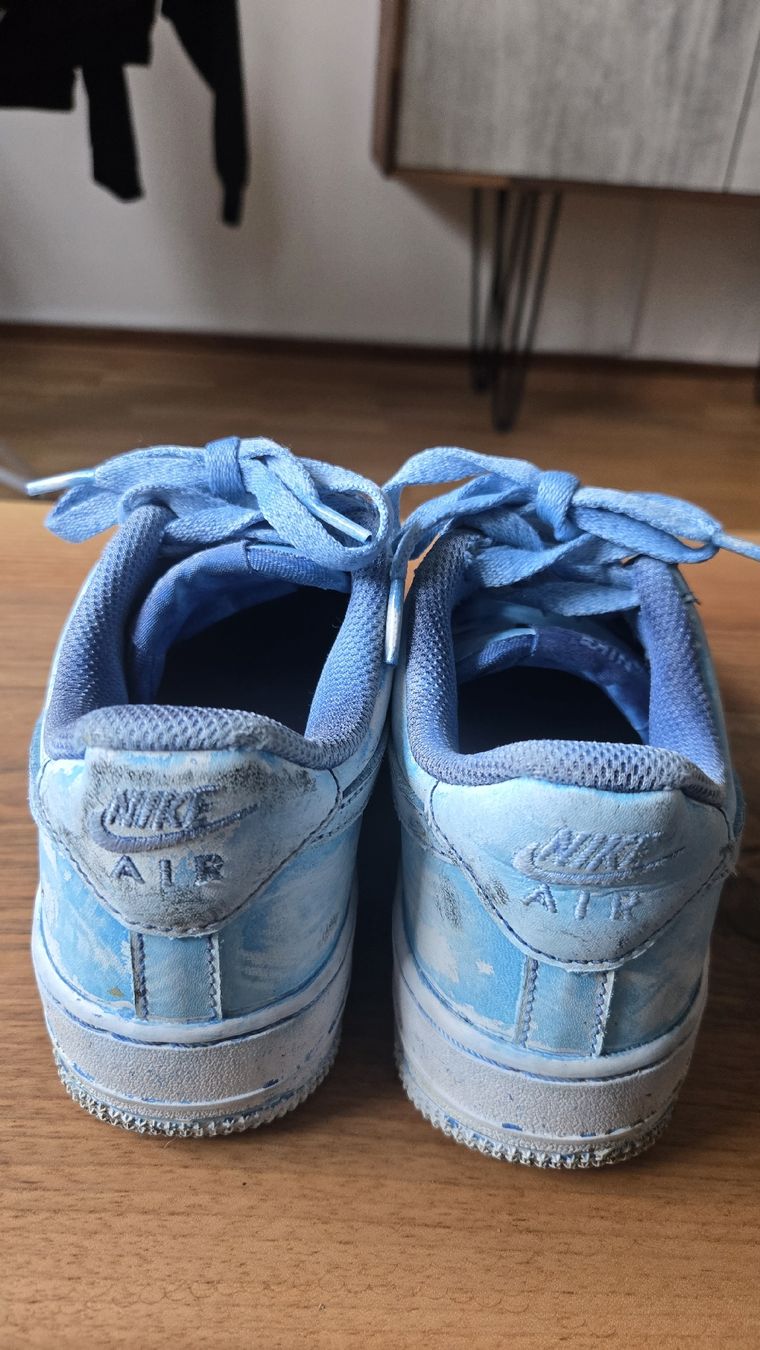 Nike Scarpe da uomo: Nike Air Force 1 unikat gr.36.5 – Usato da Zürich venduto da Deesay 3