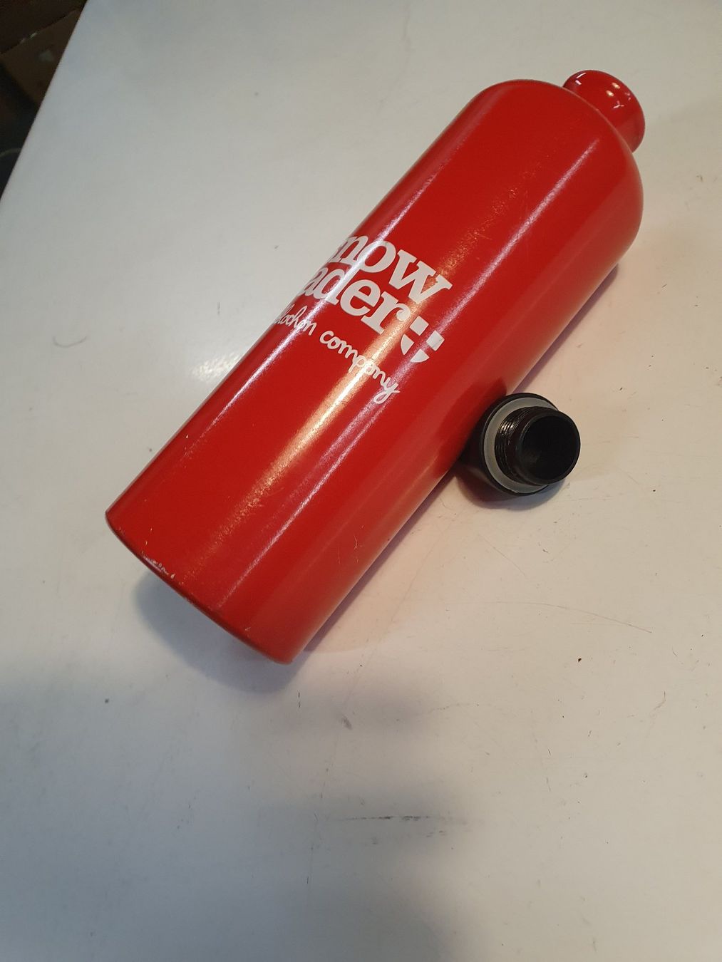 Borracce & Thermos: Trinkflasche rot 1L – Usato da Zürich venduto da loosebone 1