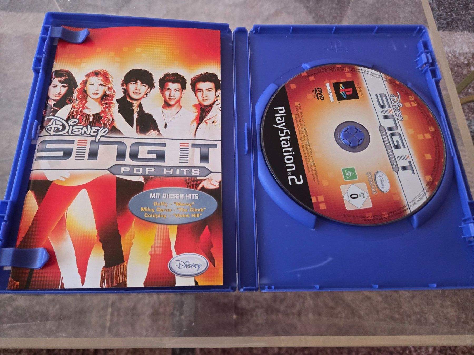 Giochi: Sing It Pop Hits PS2 – Usato da Bussigny venduto da Kfdlt 2