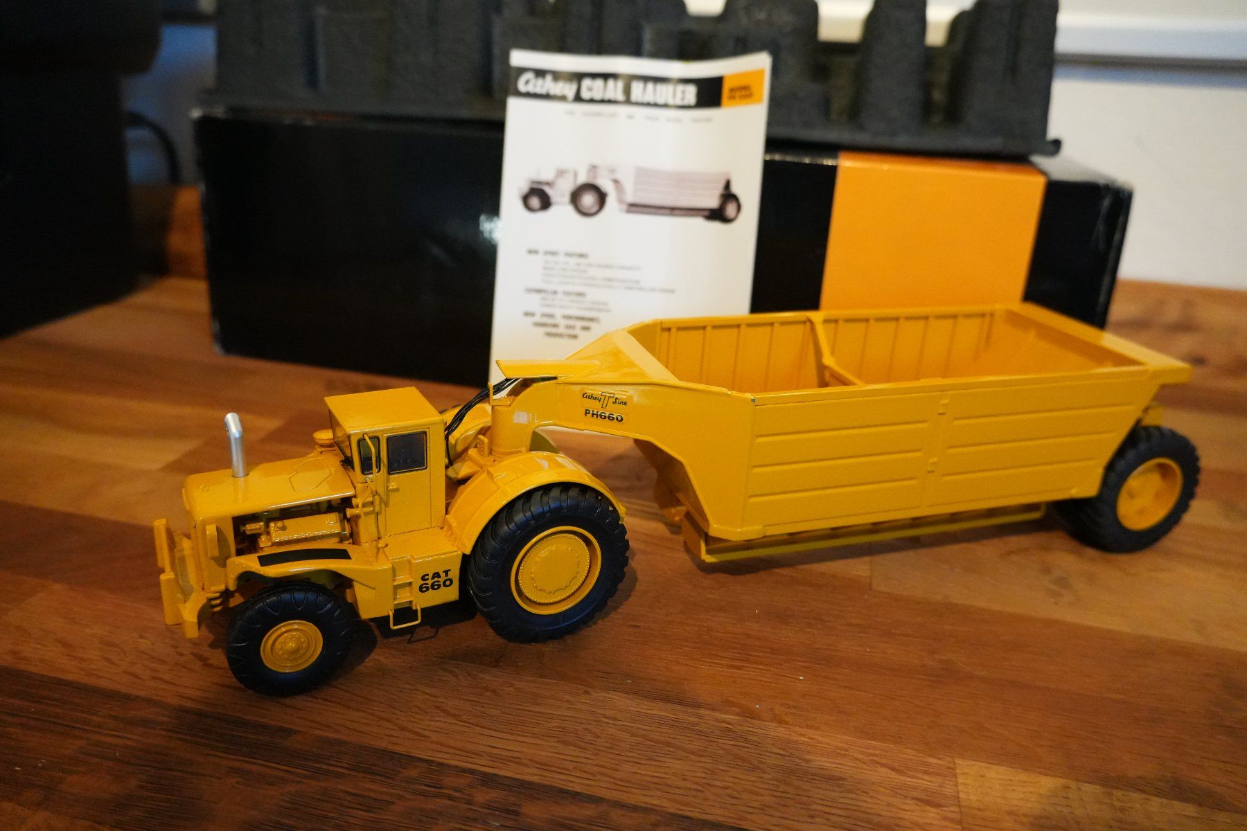 Caterpillar Kit di modellismo & Modellini statici: Caterpillar 660 mine – Nuovo (secondo la descrizione) da Bevaix venduto da Tuckers 6