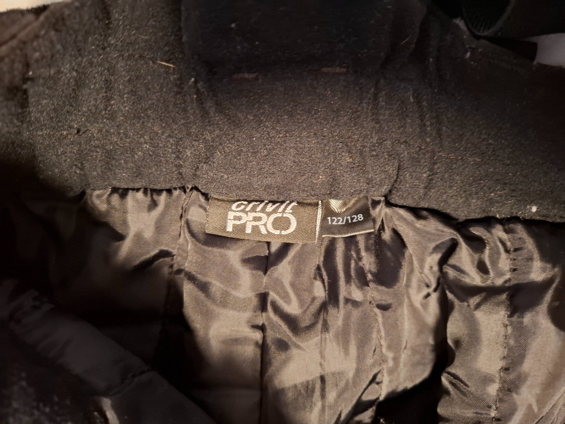 Pantaloni: Skihose gr.122/128 schwarz – Usato da Oberurnen venduto da rotty80 2