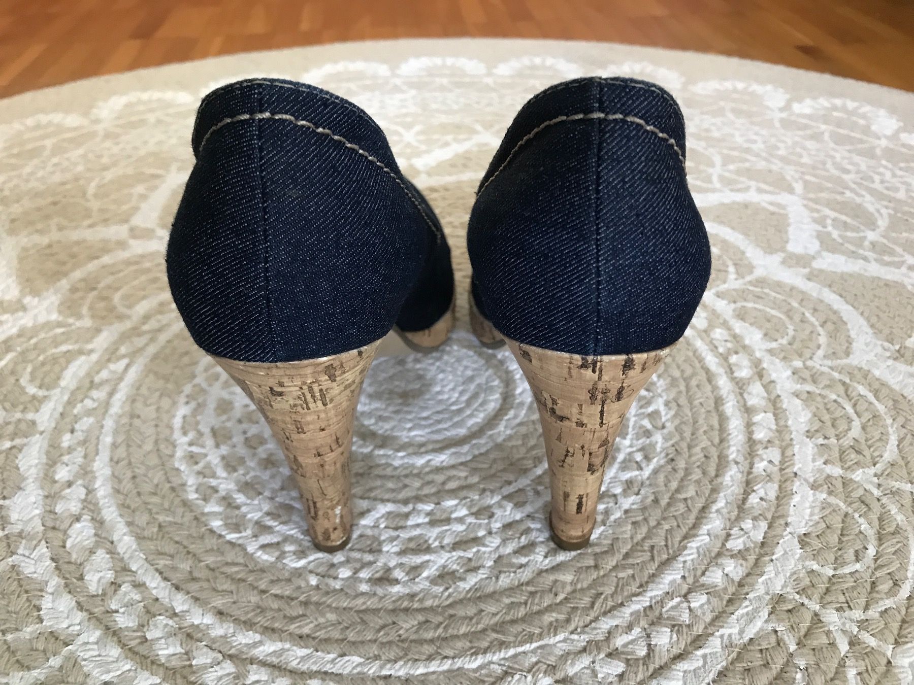 Damenschuhe: Pumps – Gebraucht aus Udligenswil von Lilienfarbe 2