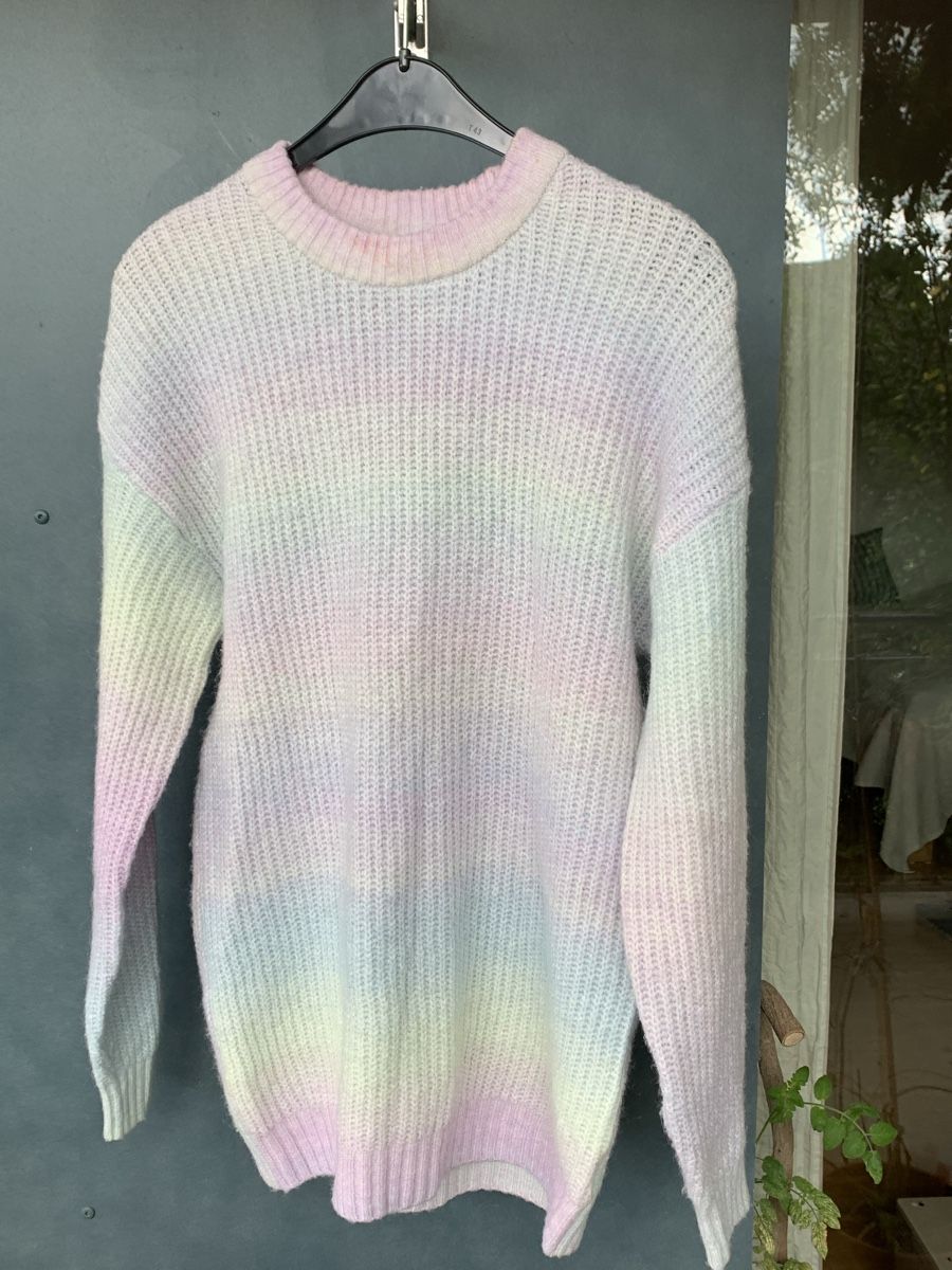 H&M Maglioni & Felpe: Pullover Flauschig Farbig🌈 – Usato da Uster venduto da Flummi