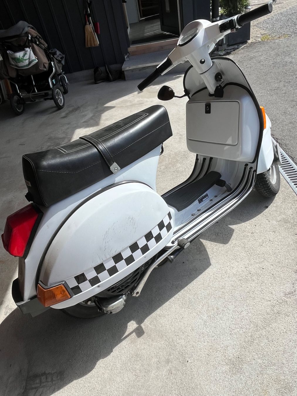 Piaggio Altro: Vespa PX – Usato da wolfhalden venduto da 11ZZ33 1