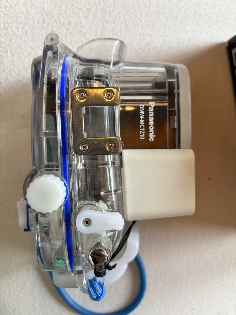 Panasonic Lampen & Fotografie: Panasonic Unterwassergehäuse – Gebraucht aus Sulzbach von dfrey25 1