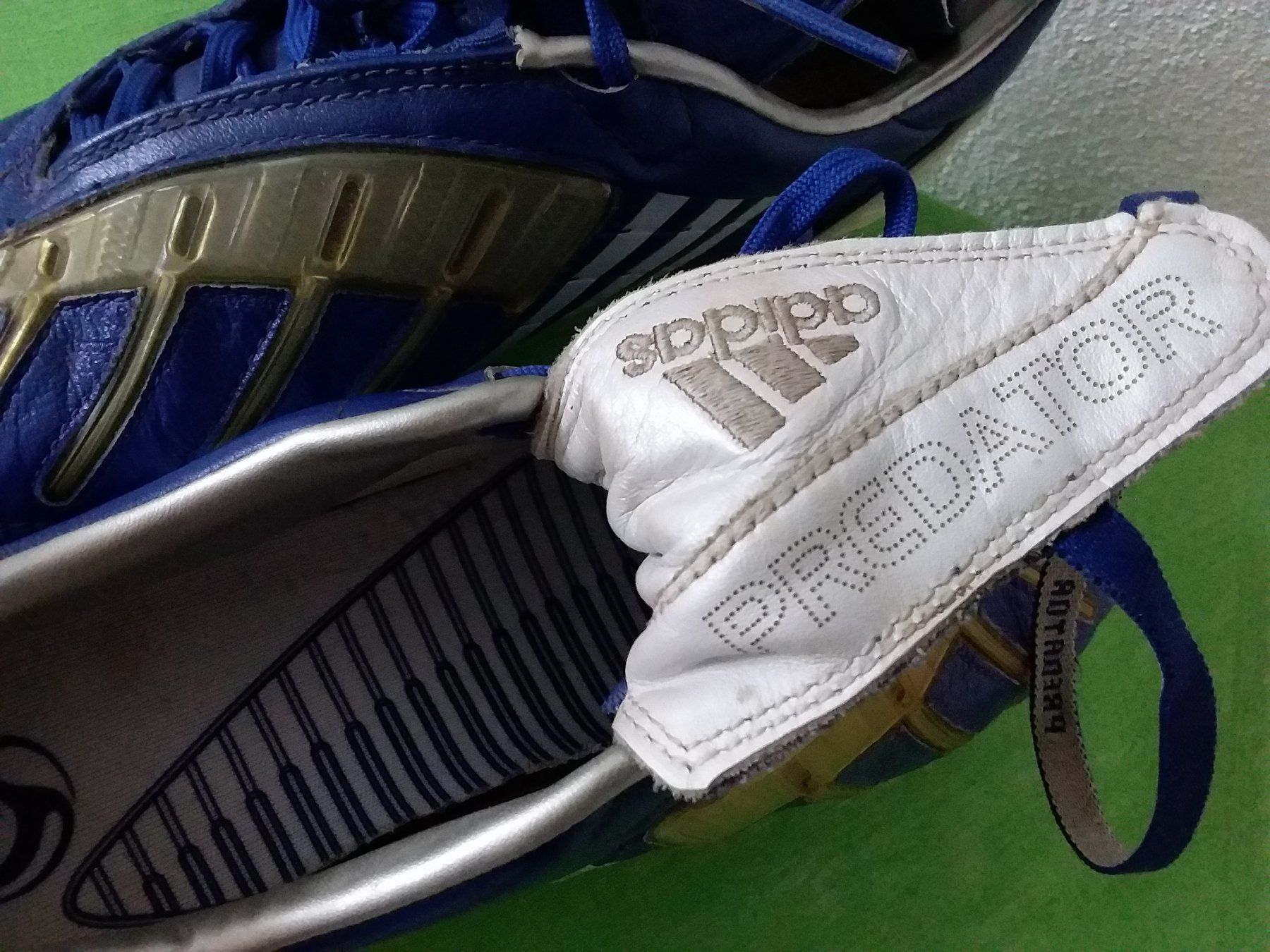 Adidas Scarpe da uomo: ADIDAS PREDATOR Gr 40 2/3, mit Zubehör – Usato da Uitikon Waldegg venduto da Risibisi7 6