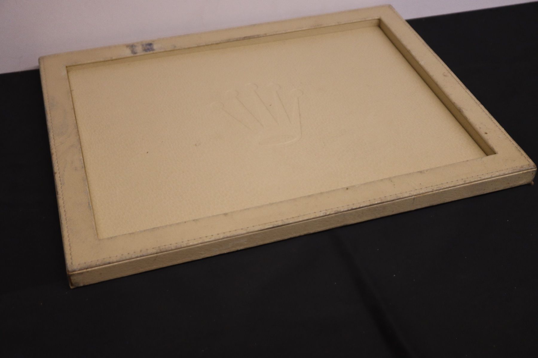 Rolex Uhren: Rolex Display Tablar Tablett Leder 28x37cm Vintage – Gebraucht aus Zürich von KE-Sales 2
