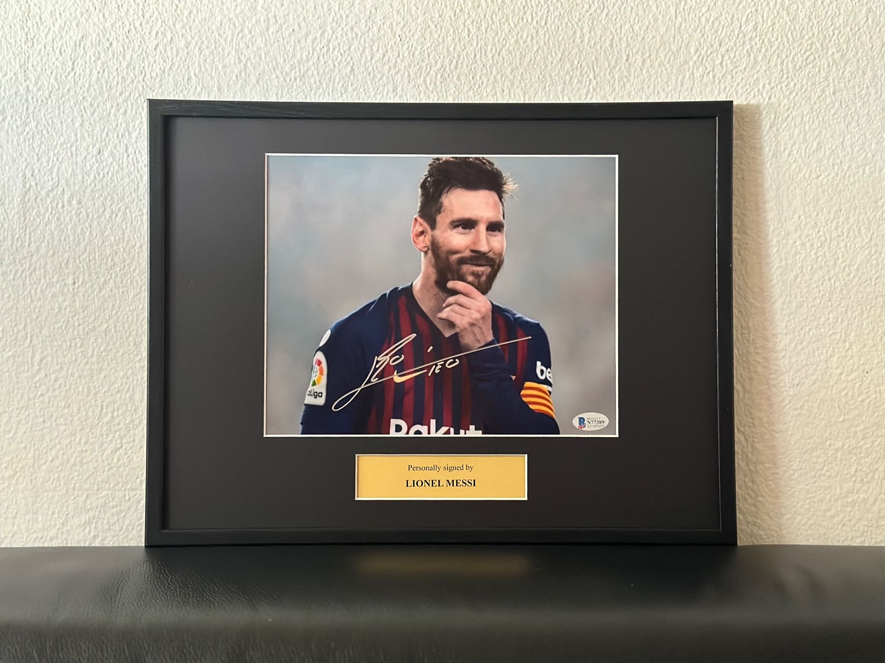 Autografi: Lionel Messi Autogramm mit Zertifikat – Nuovo e nell'imballaggio originale da Bachenbülach venduto da inn_5kmg 3