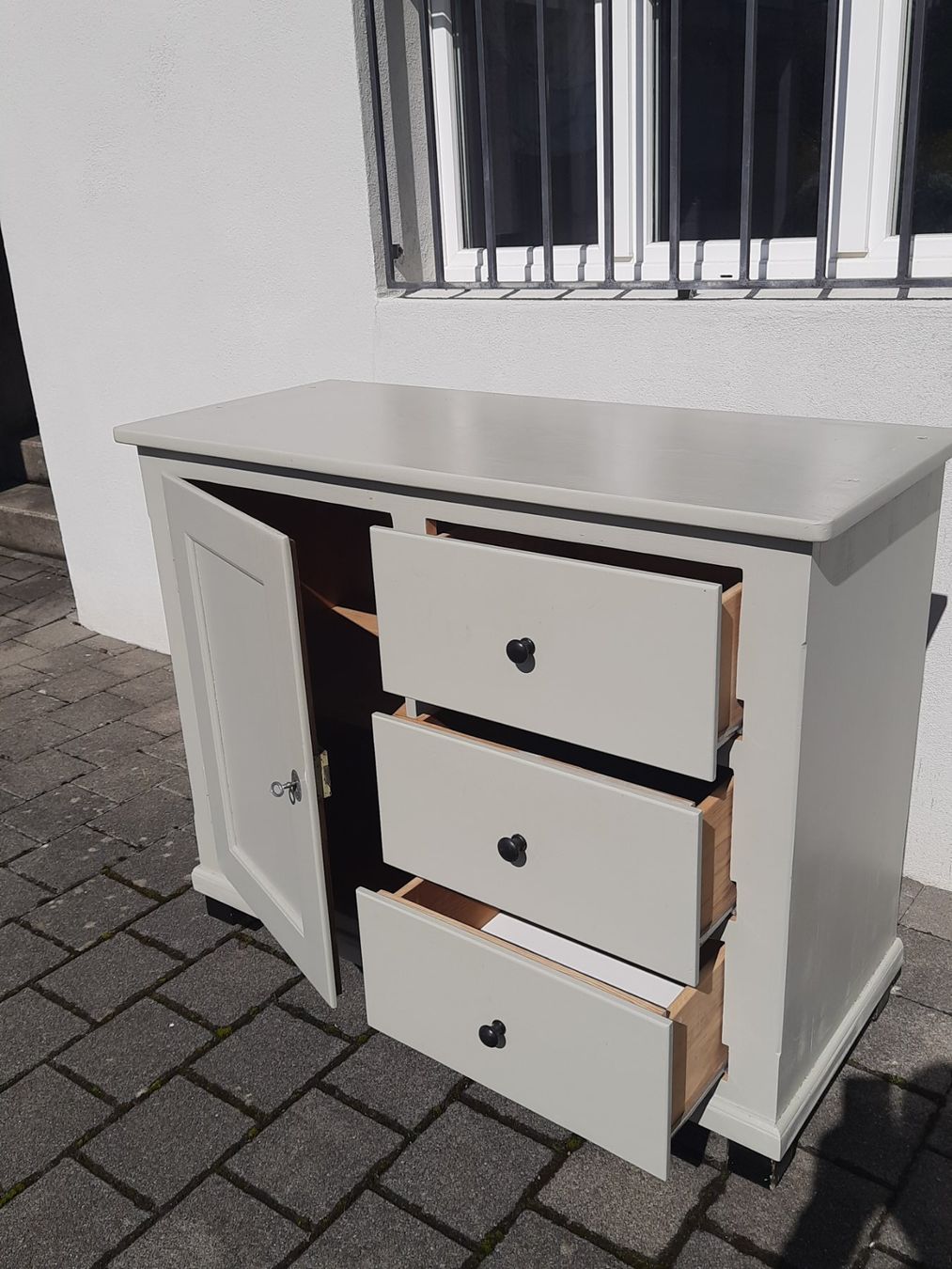 Credenze: Altes, restauriertes Buffet/Vitrine – Usato da Münchwilen TG venduto da Spurtch 2