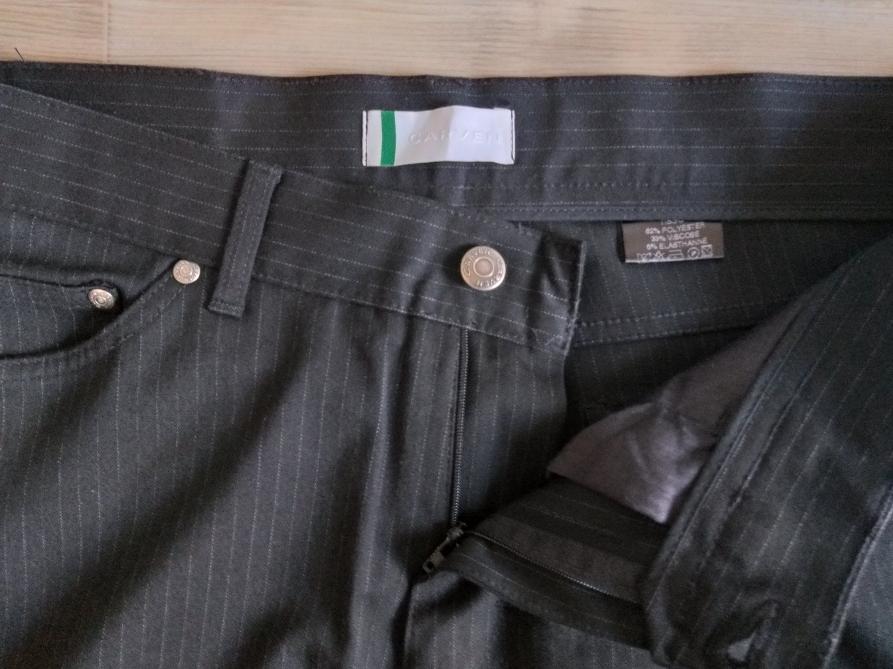 Pantaloni: CARVEN Pantalon / Hose taille / Grosse 44 – Usato da Cossonay-ville venduto da Super-Price-Quality 4