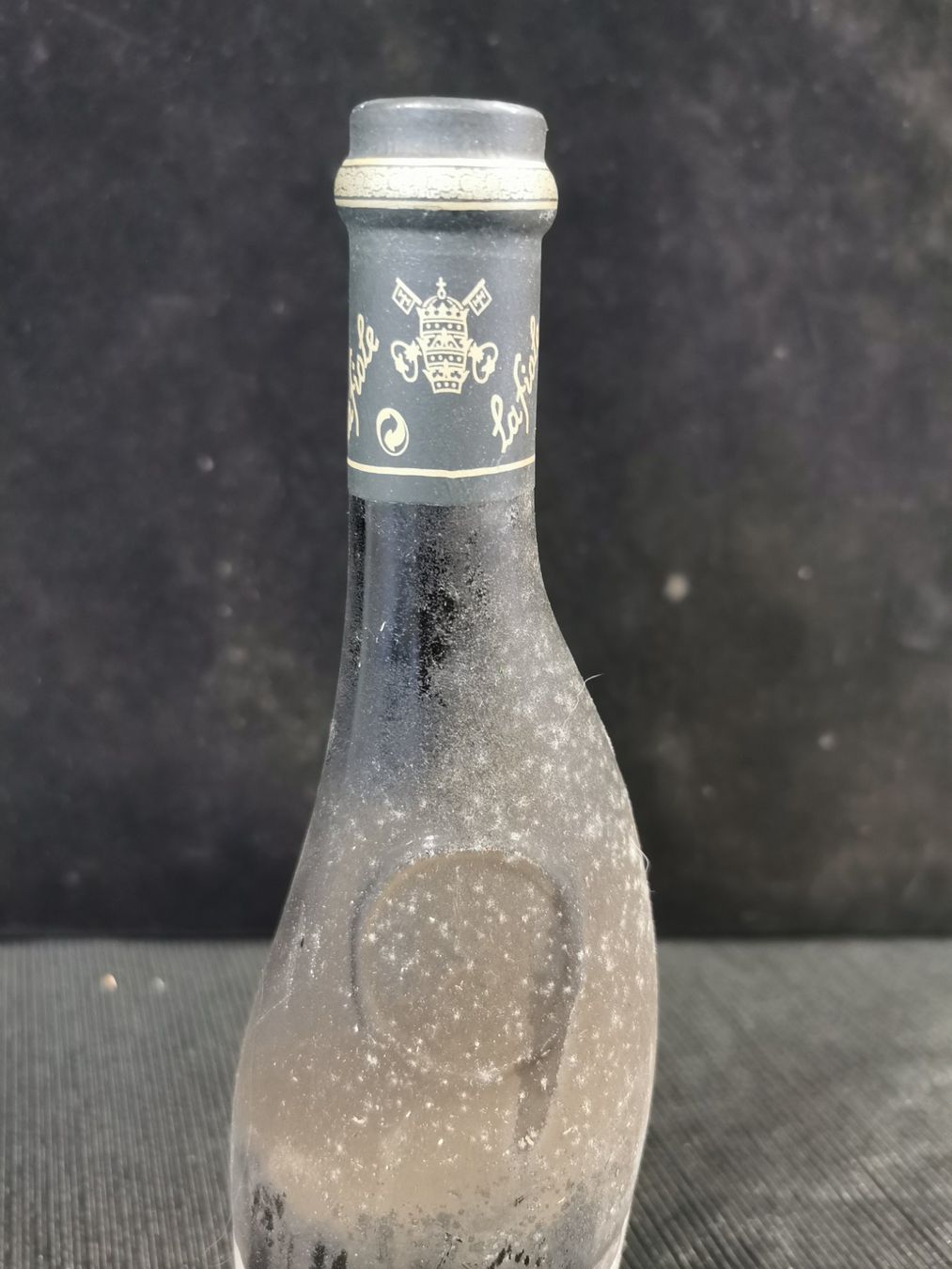 Vino: CHÂTEAUNEUF-DU-PAPE – Nuovo (secondo la descrizione) da Genève venduto da Leboucheoreilles 1