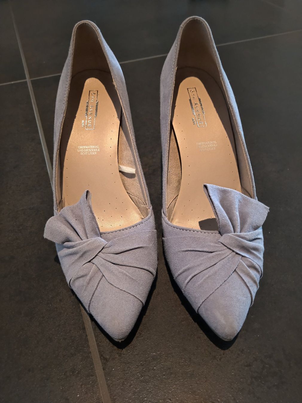 Chaussures femmes: Pumps – D'occasion à Salenstein par Silly...0 1