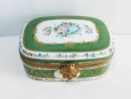 Antike Porzellan Dose Schatulle grün Gold bemalt Limoges